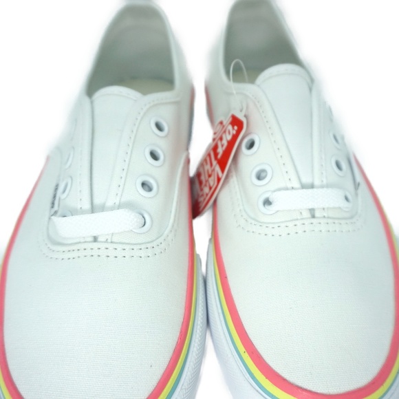 VANS AUTHENTIC PLATFORM WOMEN'S LOW TOP SNEAKERS - Picture 4 of 9